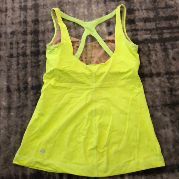 Lululemon tank - Picture 2 of 3